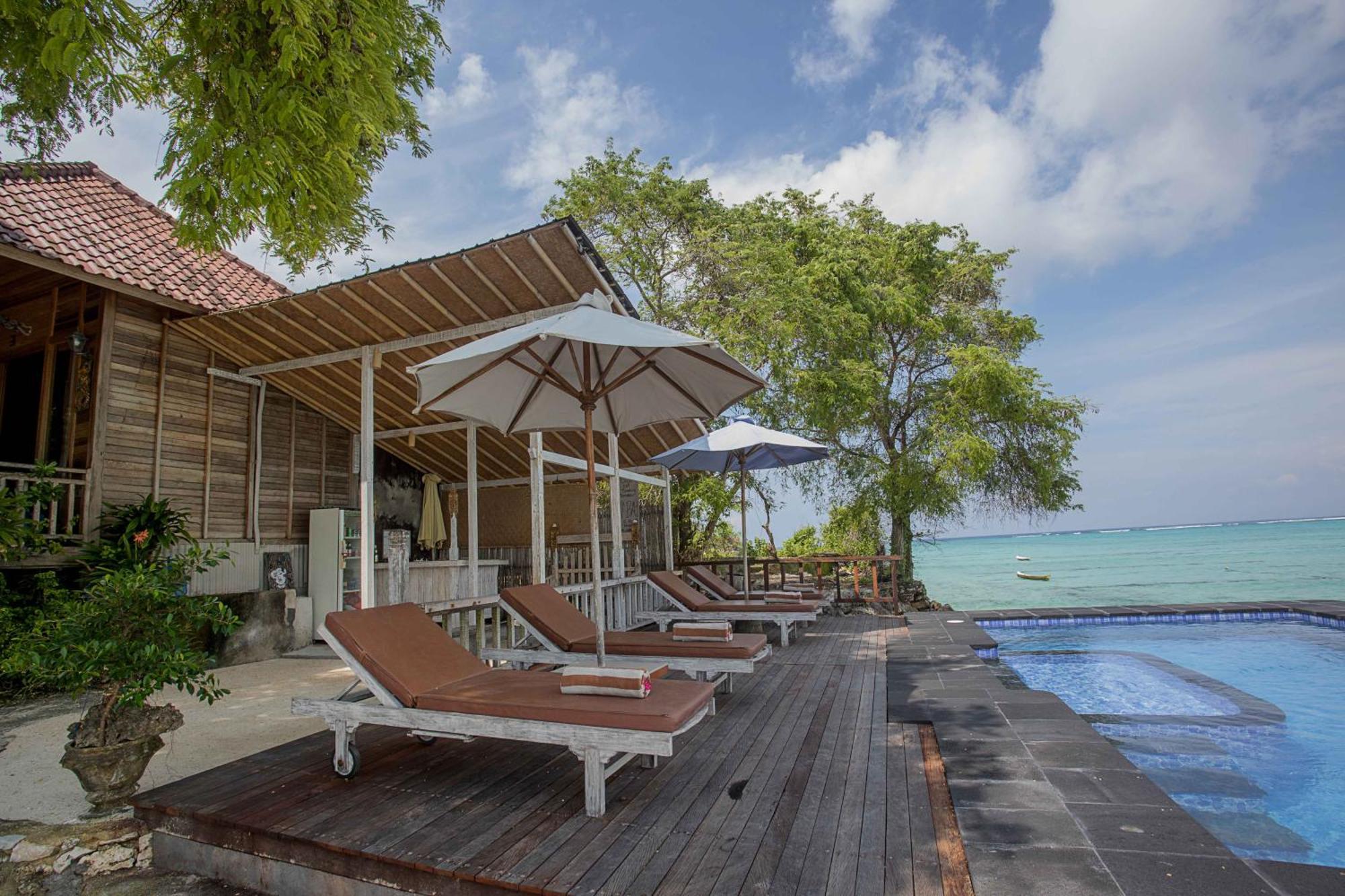 Wooden Beach Sunset Cottages Нуса-Лембонган Экстерьер фото